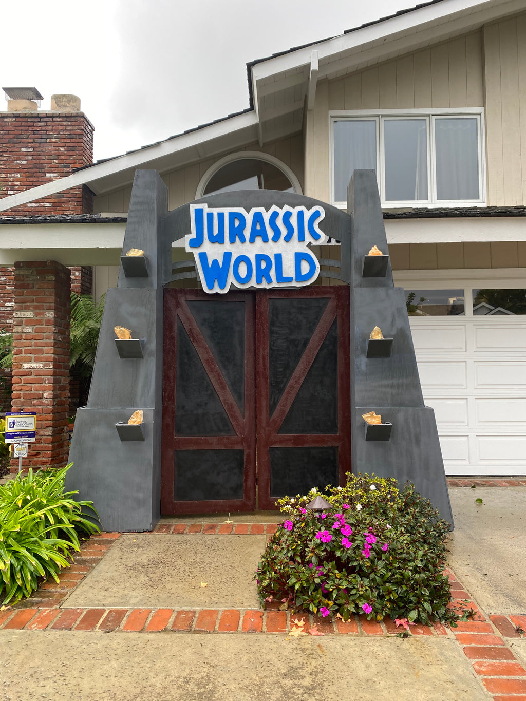 Jurassic World Arch
