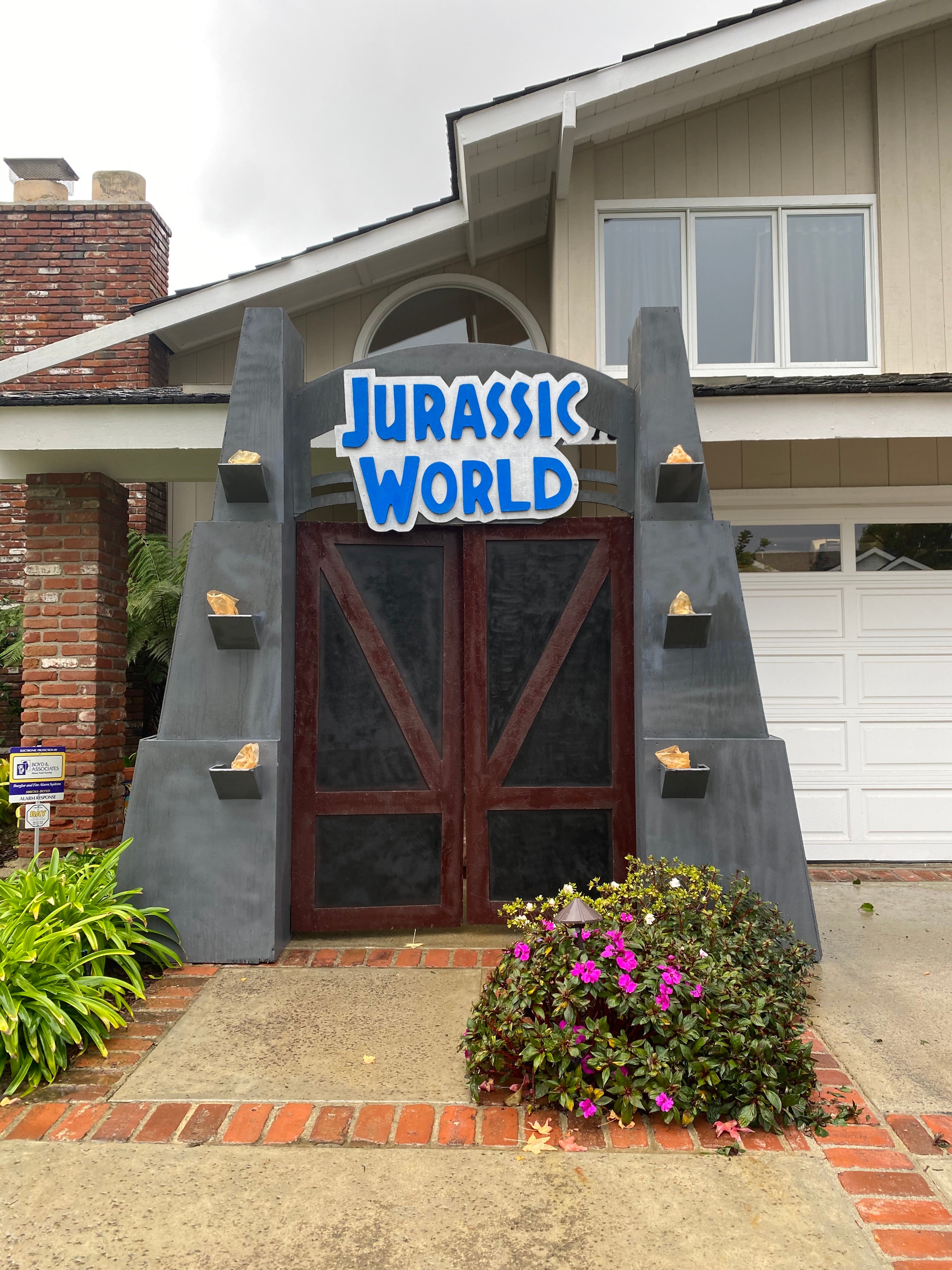Jurassic World Arch
