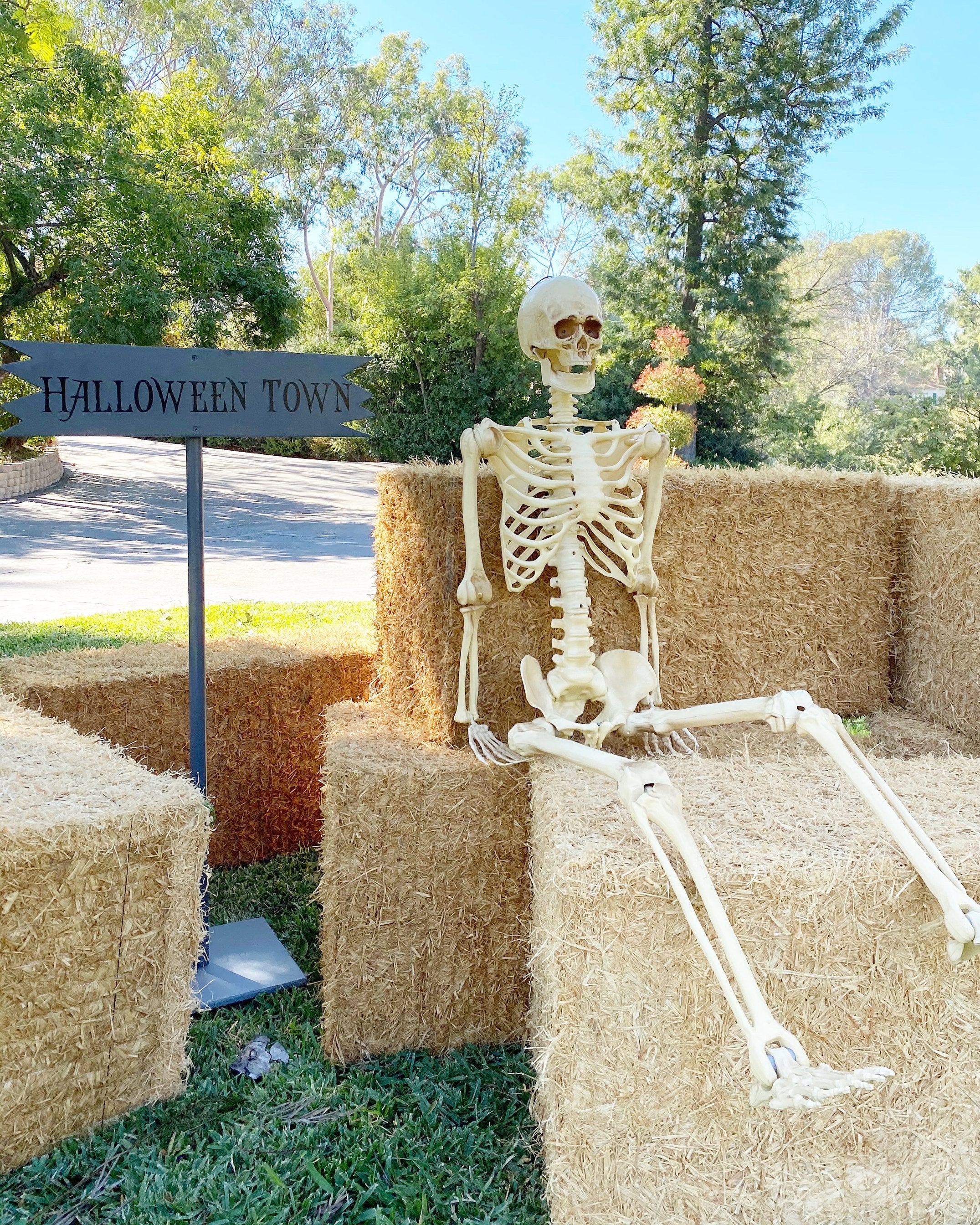 Halloween Town Stand