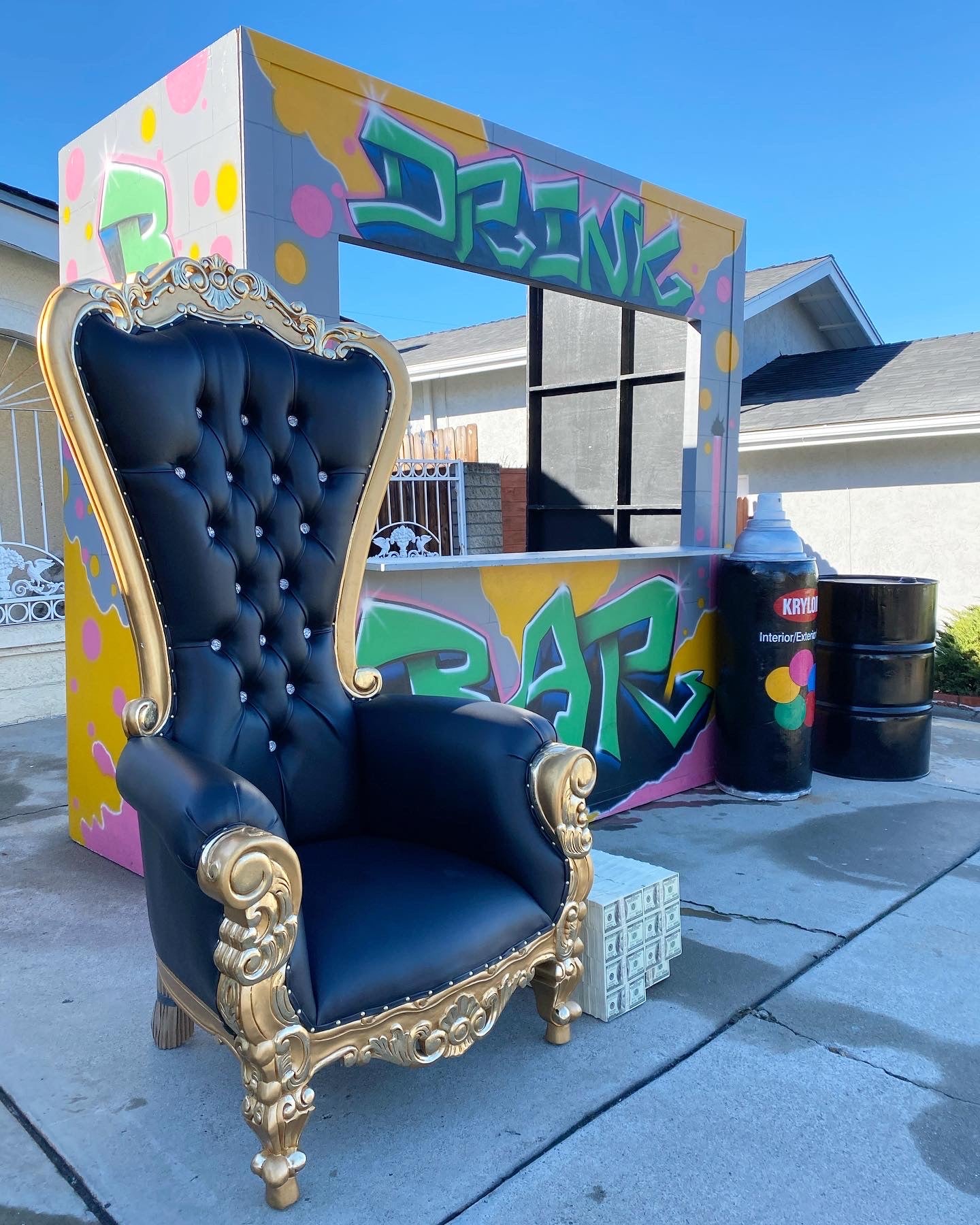Adult Black/Gold Royal Throne Chair