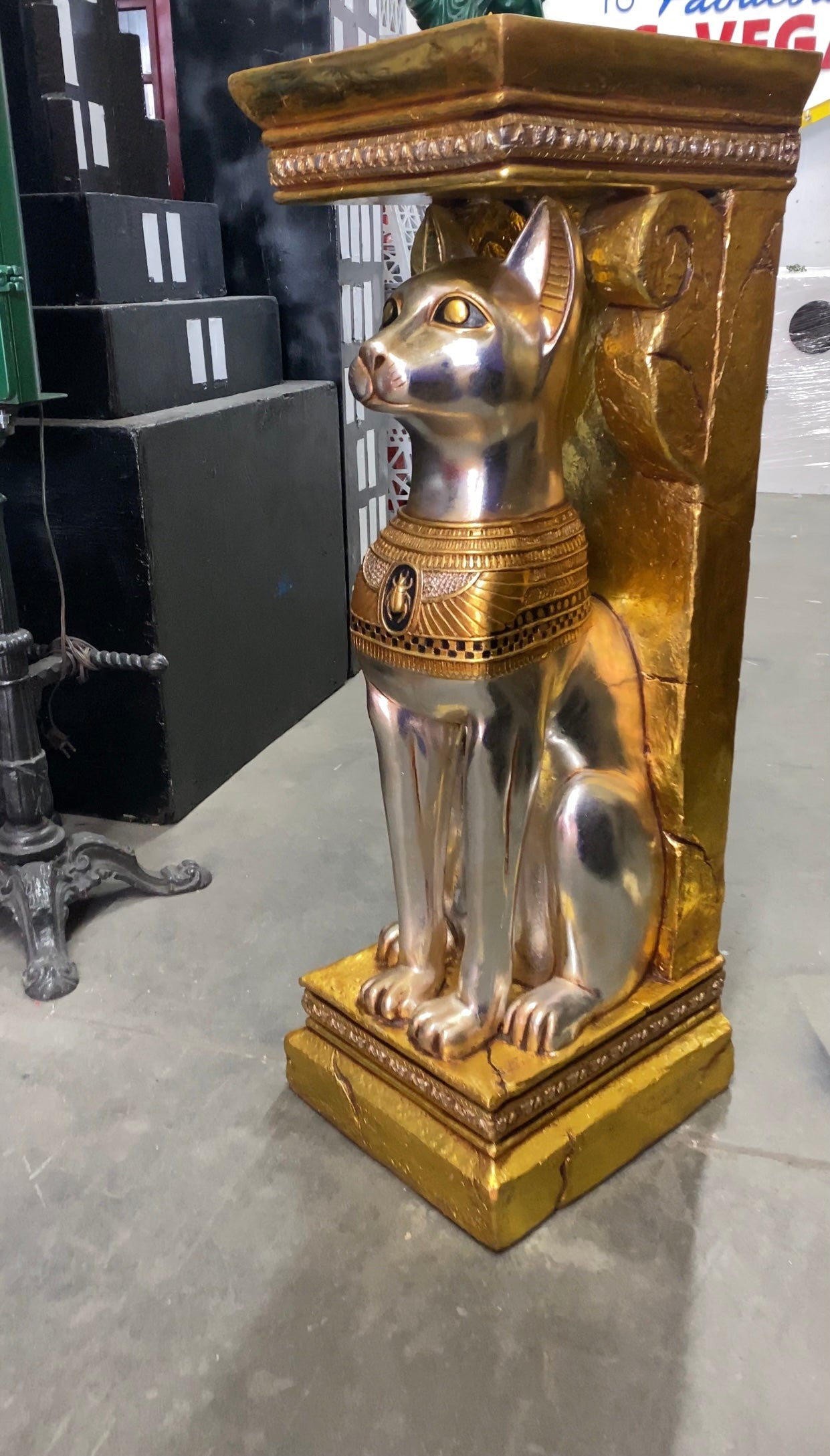 Egyptian Cat Pillar