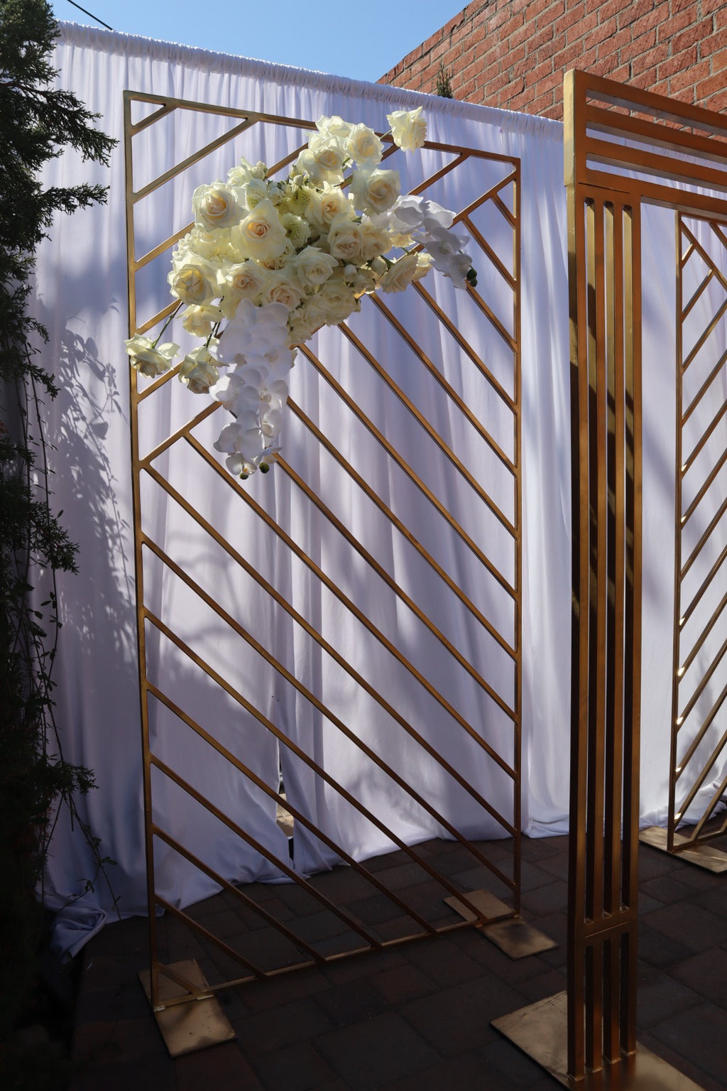 Rectangular Gold Screen