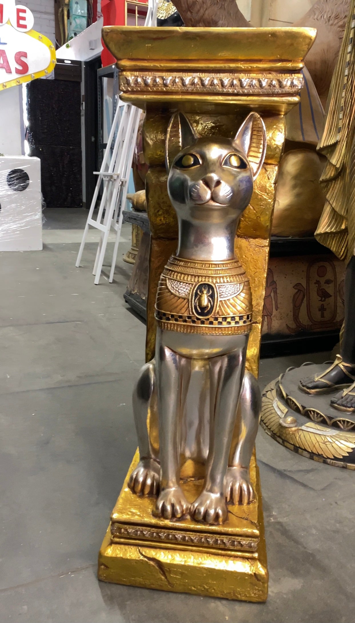 Egyptian Cat Pillar
