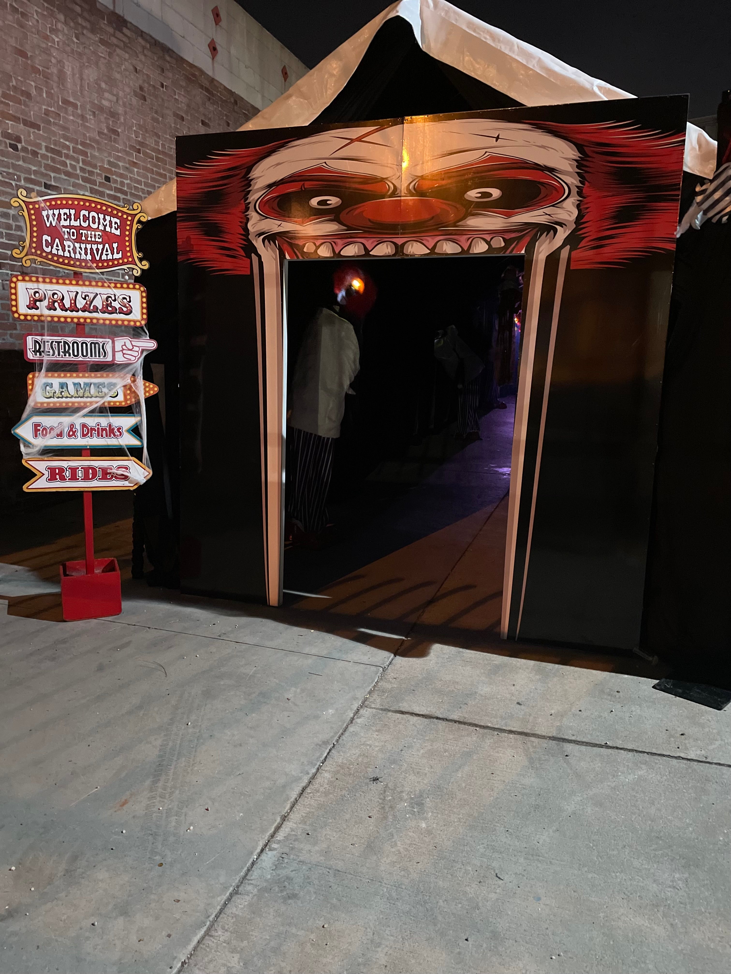 Scary Clown Arch