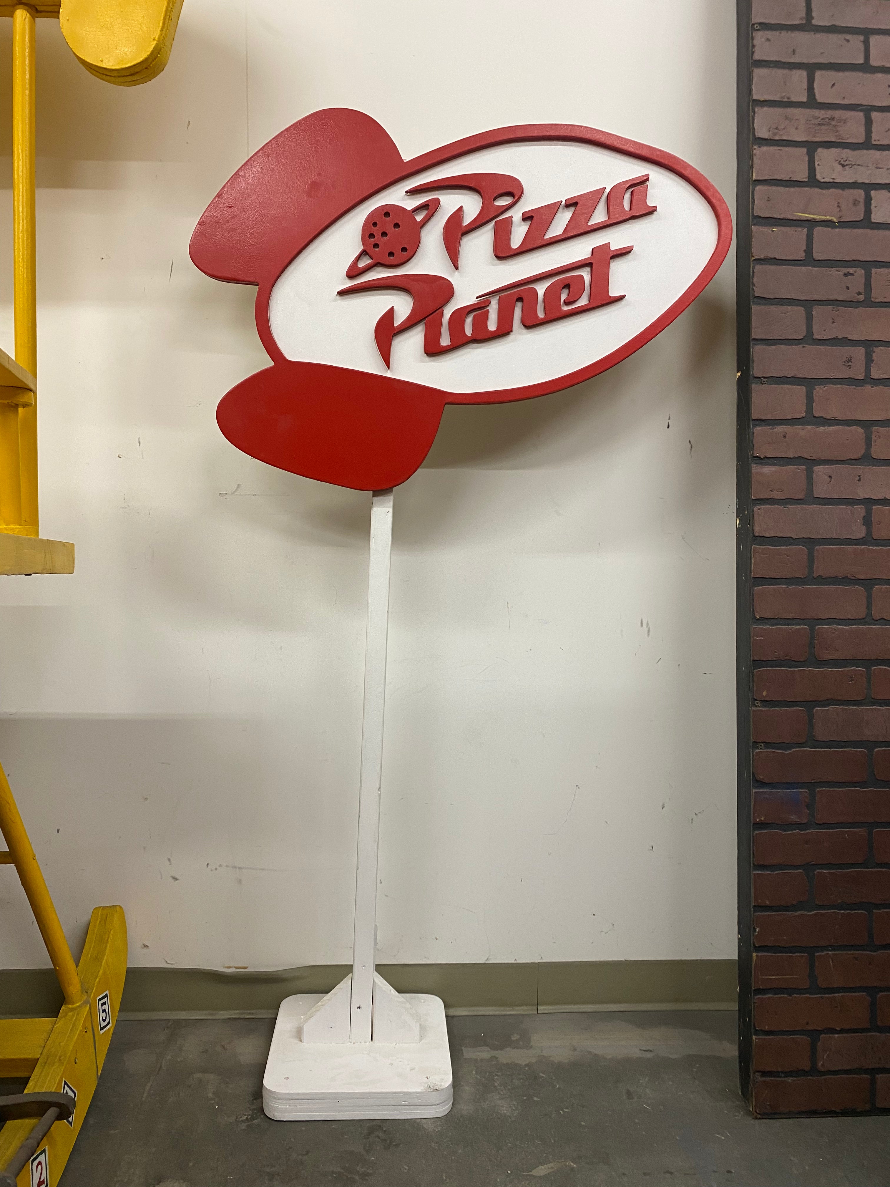 Pizza Planet Stand
