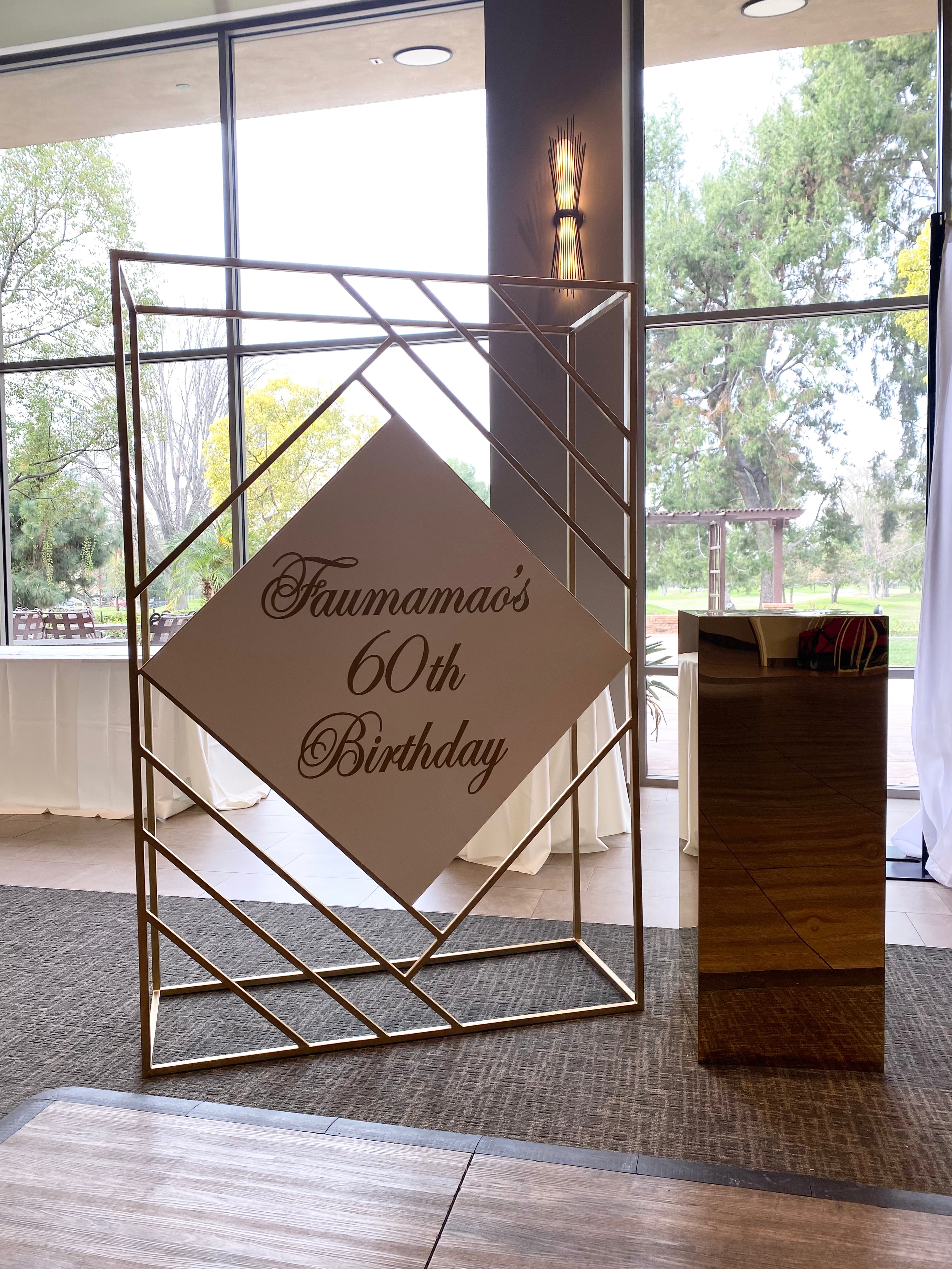 3 Foot Gold Mirror Pedestal