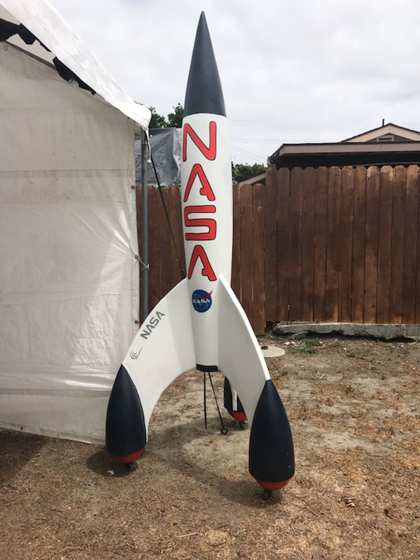 Giant Rocket
