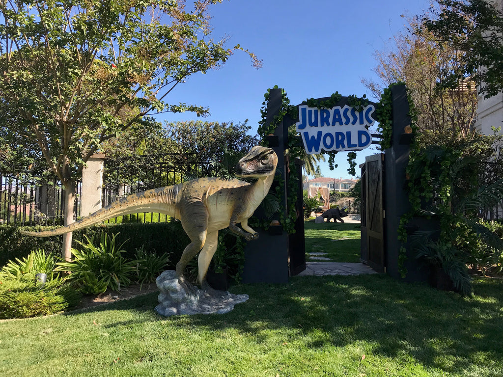 Head Turned Allosaurus Dinosaur