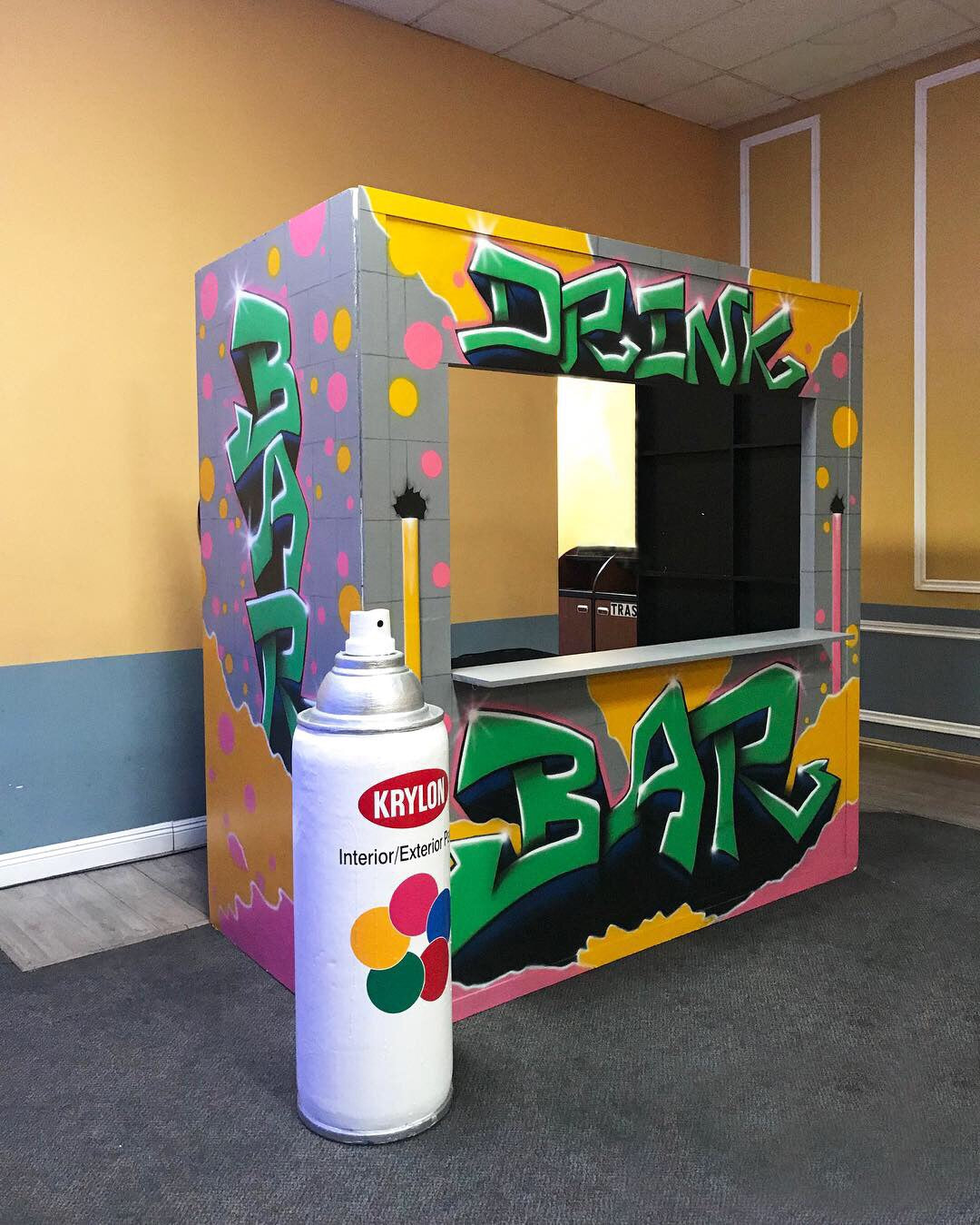 Graffiti Drink Bar
