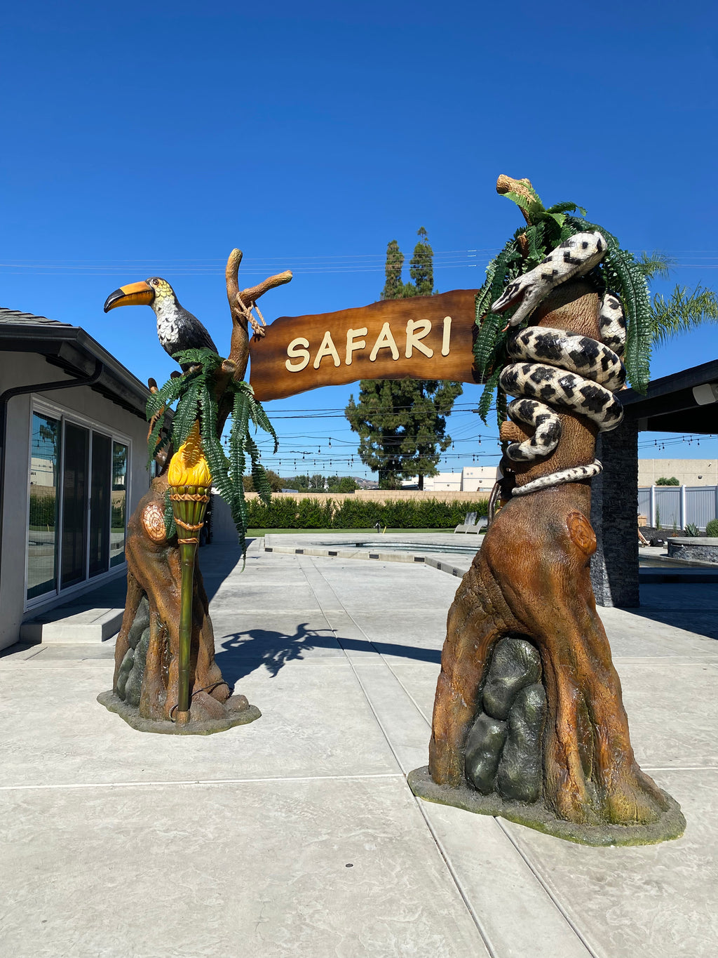 Large Safari Arch