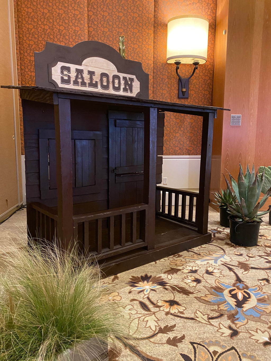 Western Saloon