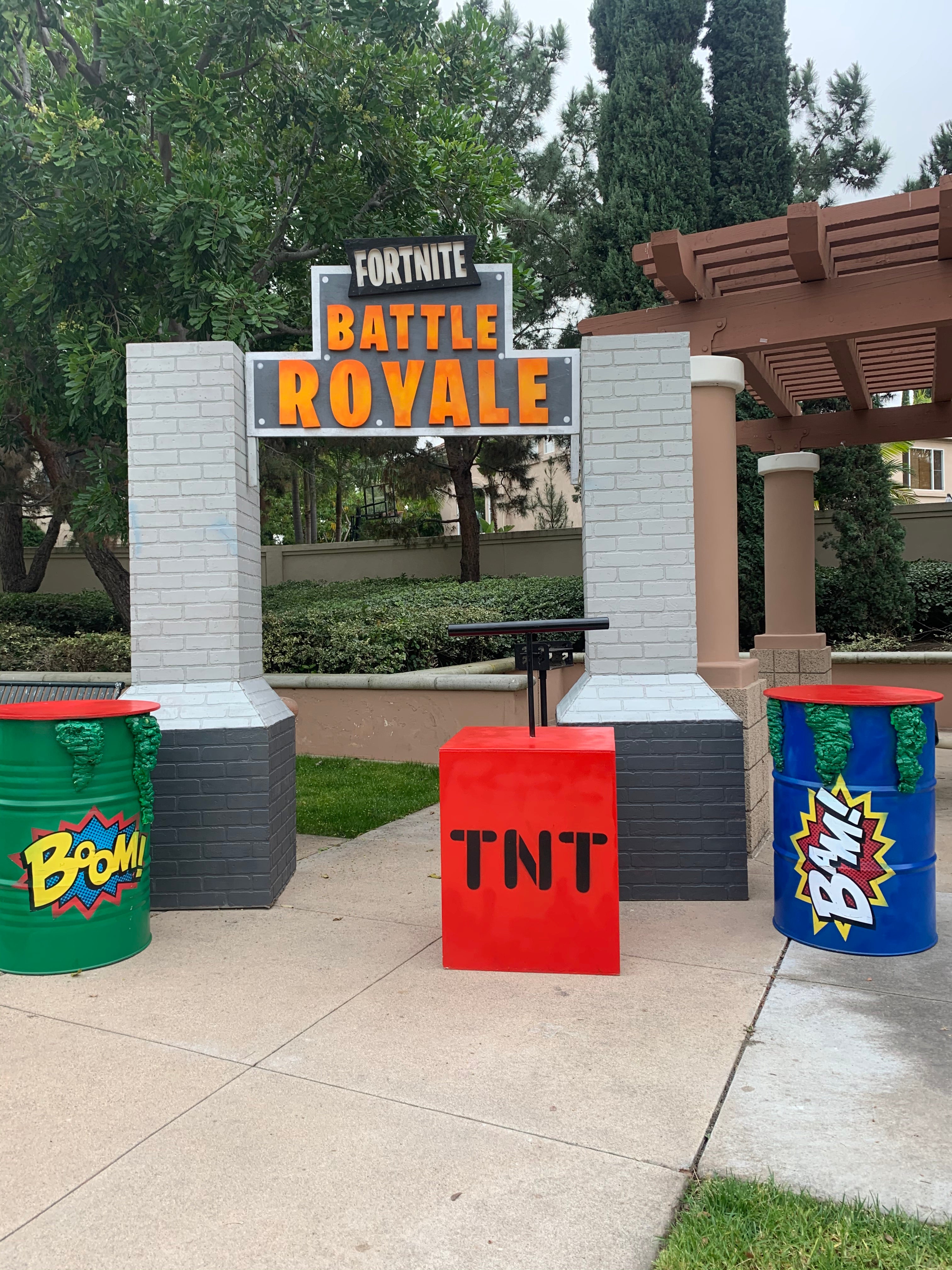 TNT Box